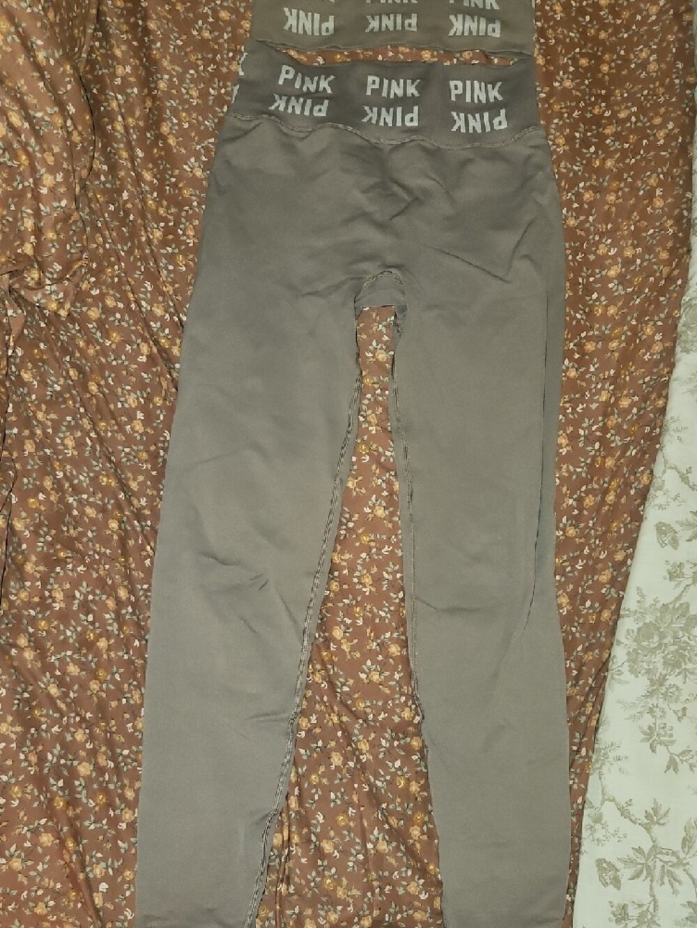 PINK Taupe Seamless Sports Bra & Leggings Set - Picture 5 of 6